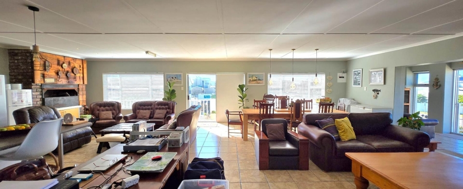 Commercial Property for Sale in Franskraal Western Cape